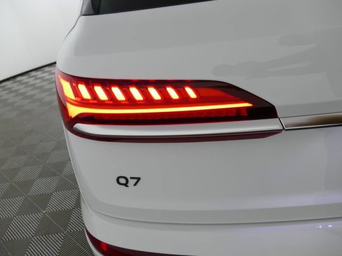 Certified 2026 Audi Q7 3.0T Premium Plus w/ Premium Plus Package AWD/4WD image 32