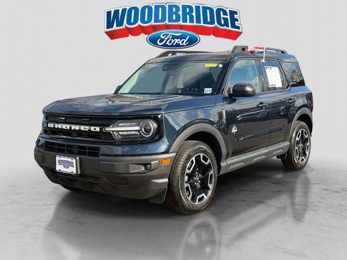Used 2023 Ford Bronco Sport Outer Banks image 2