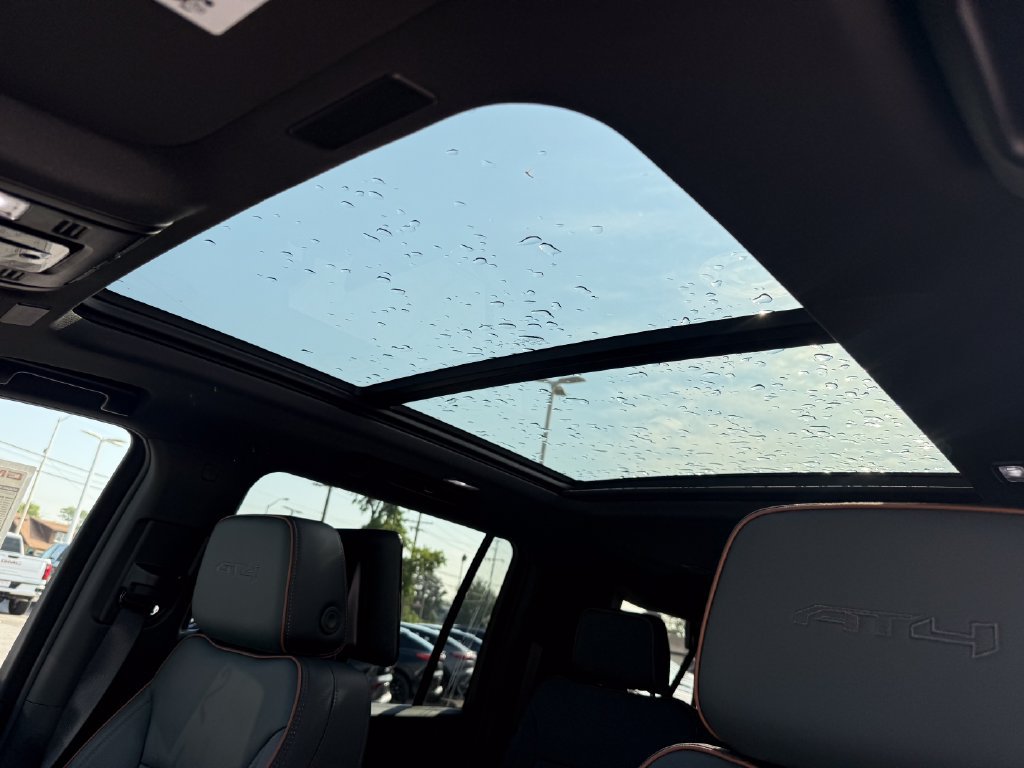 New 2026 GMC Yukon XL AT4 w/ AT4 Premium Plus Package AWD/4WD image 19