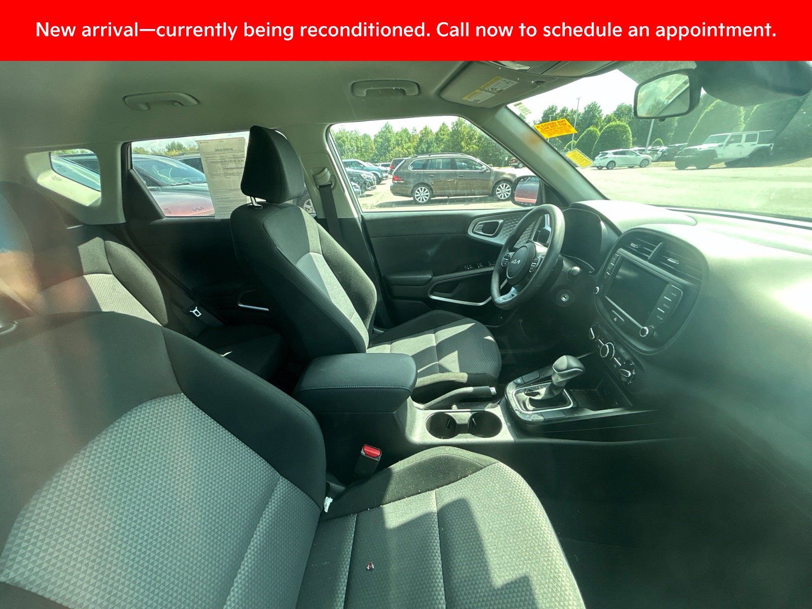 Certified 2025 Kia Soul LX w/ LX Technology Package FWD image 11