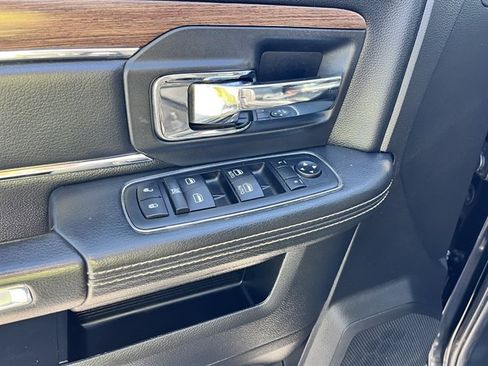 Used 2015 RAM 1500 Laramie w/ Convenience Group AWD/4WD image 14