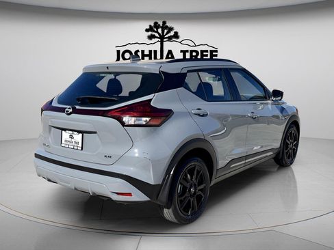 Used 2023 Nissan Kicks SR FWD image 6