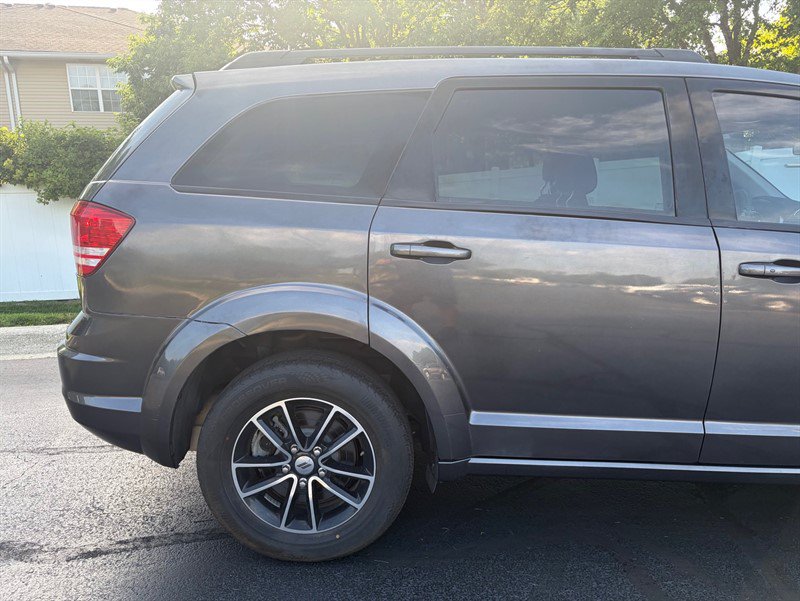 Used 2018 Dodge Journey SE FWD image 34