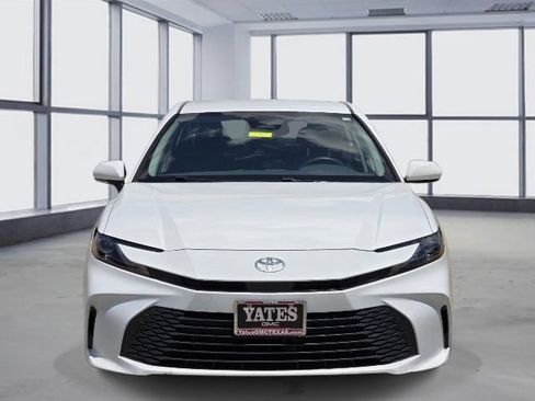 Used 2025 Toyota Camry LE FWD image 2