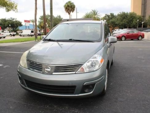 Used 2009 Nissan Versa 1.8 S FWD image 18