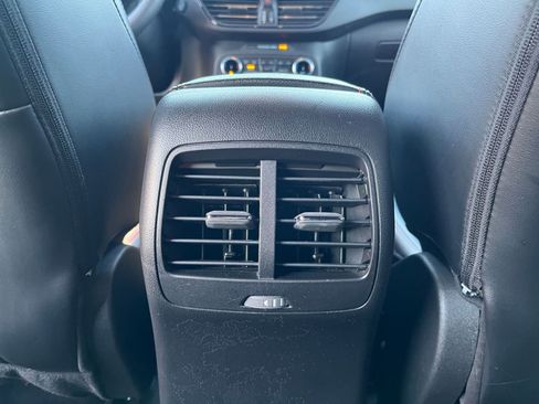 Used 2023 Ford Escape ST-Line image 25