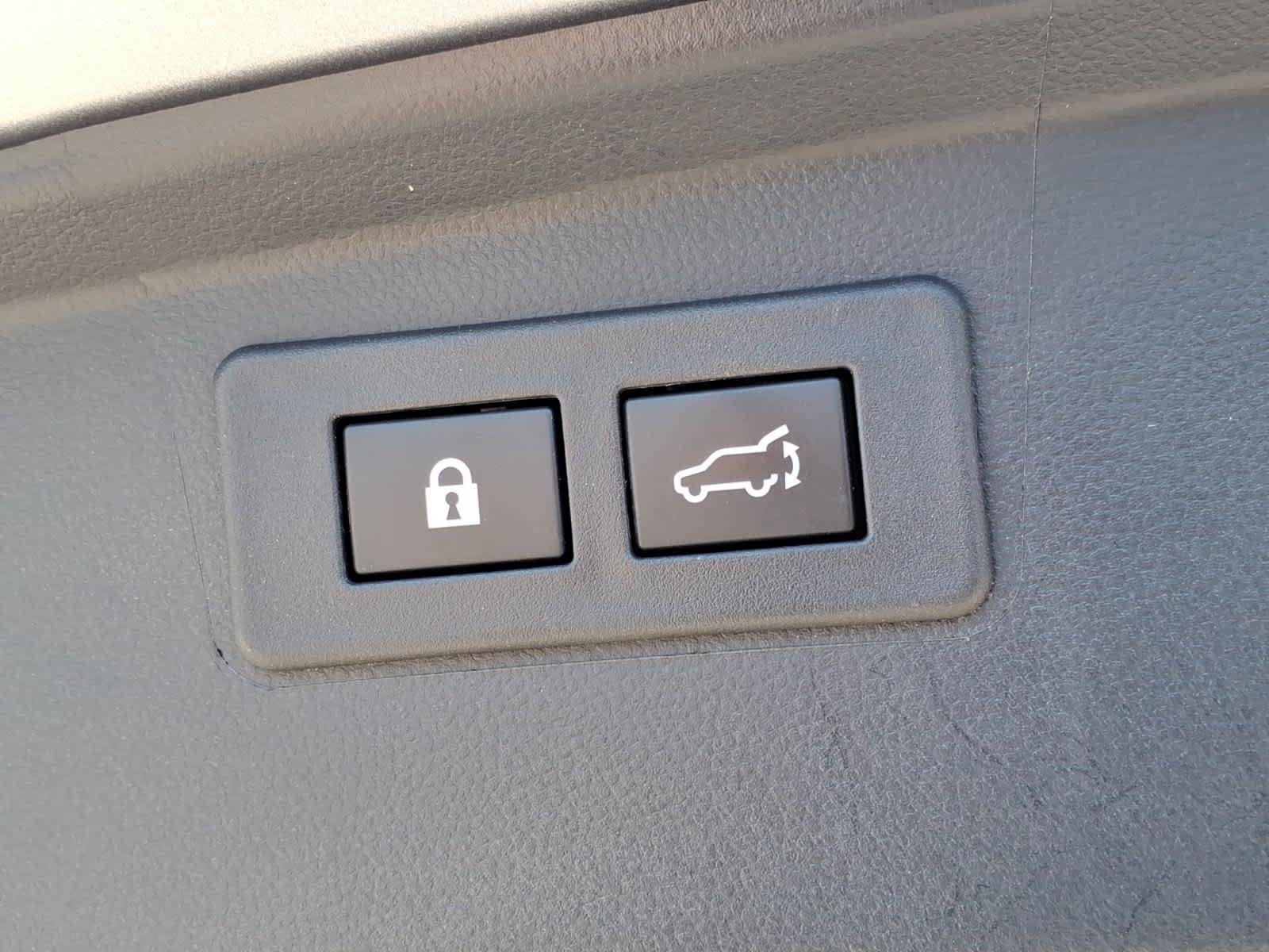 Used 2025 Subaru Outback Onyx Edition AWD/4WD image 17