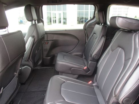 New 2026 Chrysler Voyager LX FWD image 34