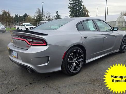 Used 2018 Dodge Charger R/T Scat Pack w/ Driver Confidence Group image 4