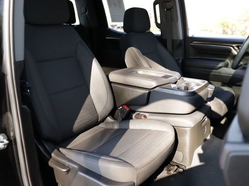 Used 2023 Chevrolet Silverado 1500 LT image 30