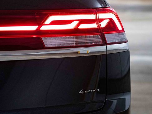 New 2026 Volkswagen Atlas Cross Sport SE image 6