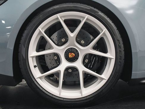 Used 2024 Porsche 911 GT3 RS image 32