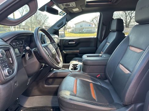 Used 2022 GMC Sierra 1500 AT4 w/ AT4 Premium Package image 19