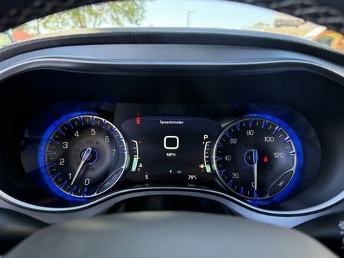 New 2026 Chrysler Pacifica Limited w/ S Appearance Package image 26