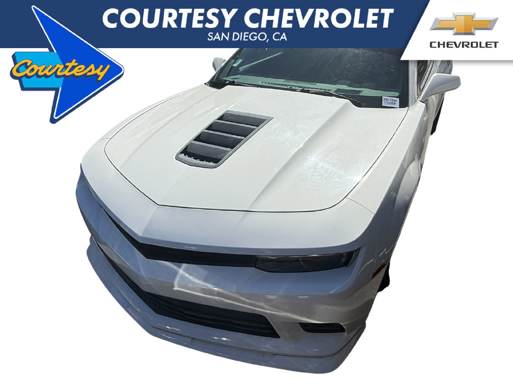 Used 2015 Chevrolet Camaro SS w/ RS Package RWD image 1