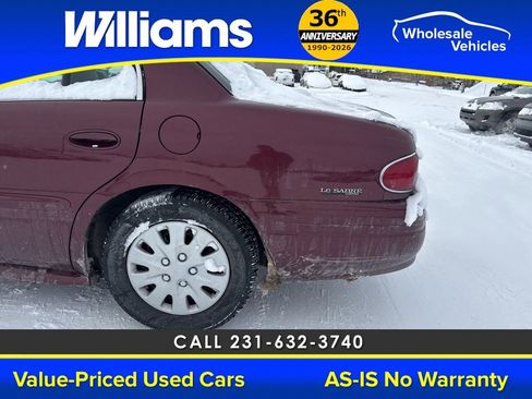 Used 2001 Buick Le Sabre Custom w/ Prestige Pkg image 13