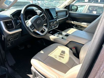 Used 2024 Ford Expedition Max XLT