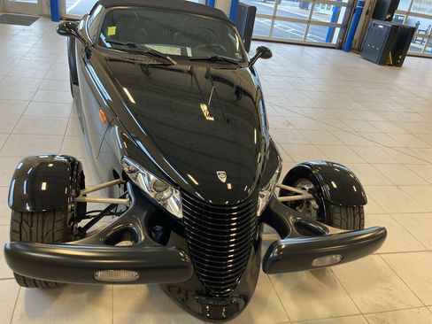 Used 2000 Plymouth Prowler RWD image 2