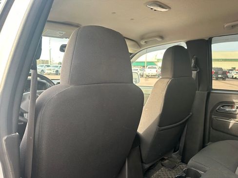 Used 2010 Chevrolet Colorado LT image 21