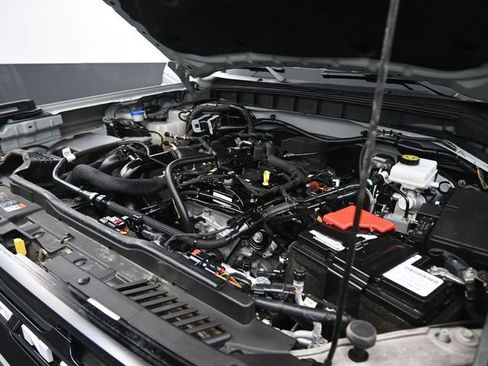 Used 2024 Ford Bronco Outer Banks image 10