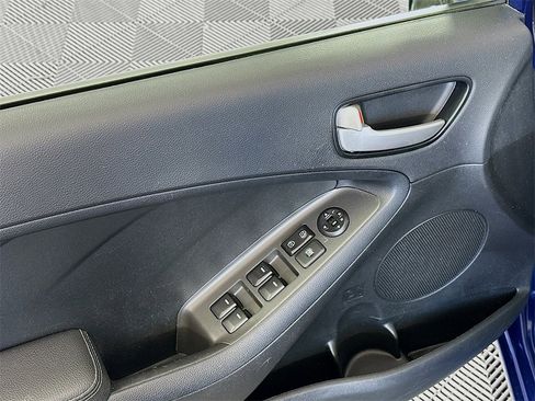 Used 2018 Kia Forte LX image 16