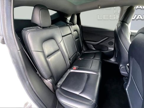 Used 2021 Tesla Model Y Long Range image 26