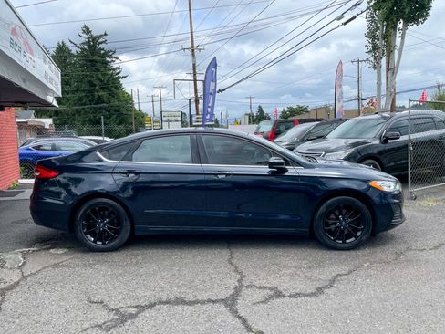 Used 2020 Ford Fusion SE FWD image 7