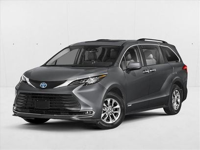 New 2025 Toyota Sienna XLE
