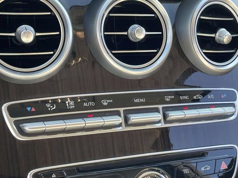 Used 2016 Mercedes-Benz C 300 4MATIC Sedan image 24