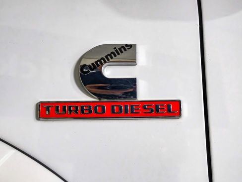 Used 2024 RAM 3500 Tradesman w/ Chrome Appearance Group image 44