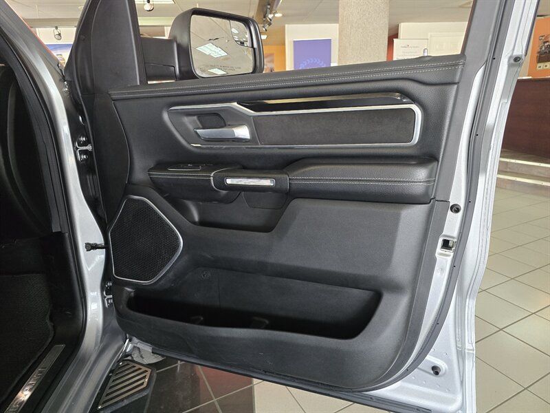 Used 2020 RAM 1500 Laramie w/ Sport Appearance Package AWD/4WD image 13
