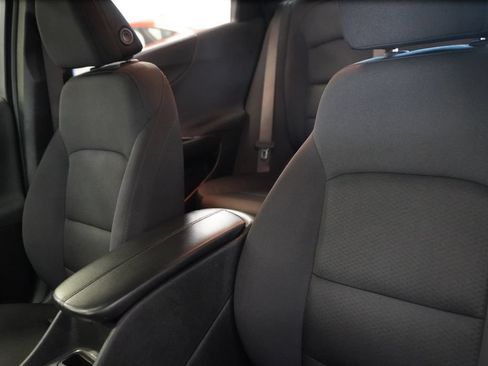Used 2025 Chevrolet Malibu LT FWD image 19