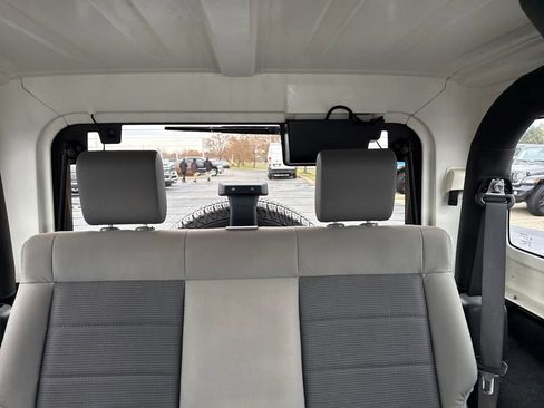 Used 2009 Jeep Wrangler X image 29