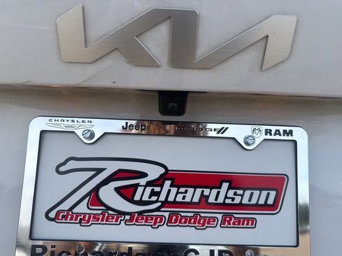 Used 2025 Kia Sorento S w/ Panoramic Sunroof Package image 24