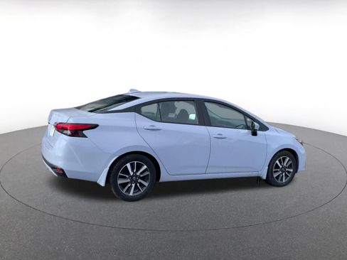 Used 2025 Nissan Versa SV w/ Trunk Package image 15