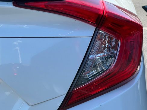 Used 2018 Honda Civic EX-T image 44