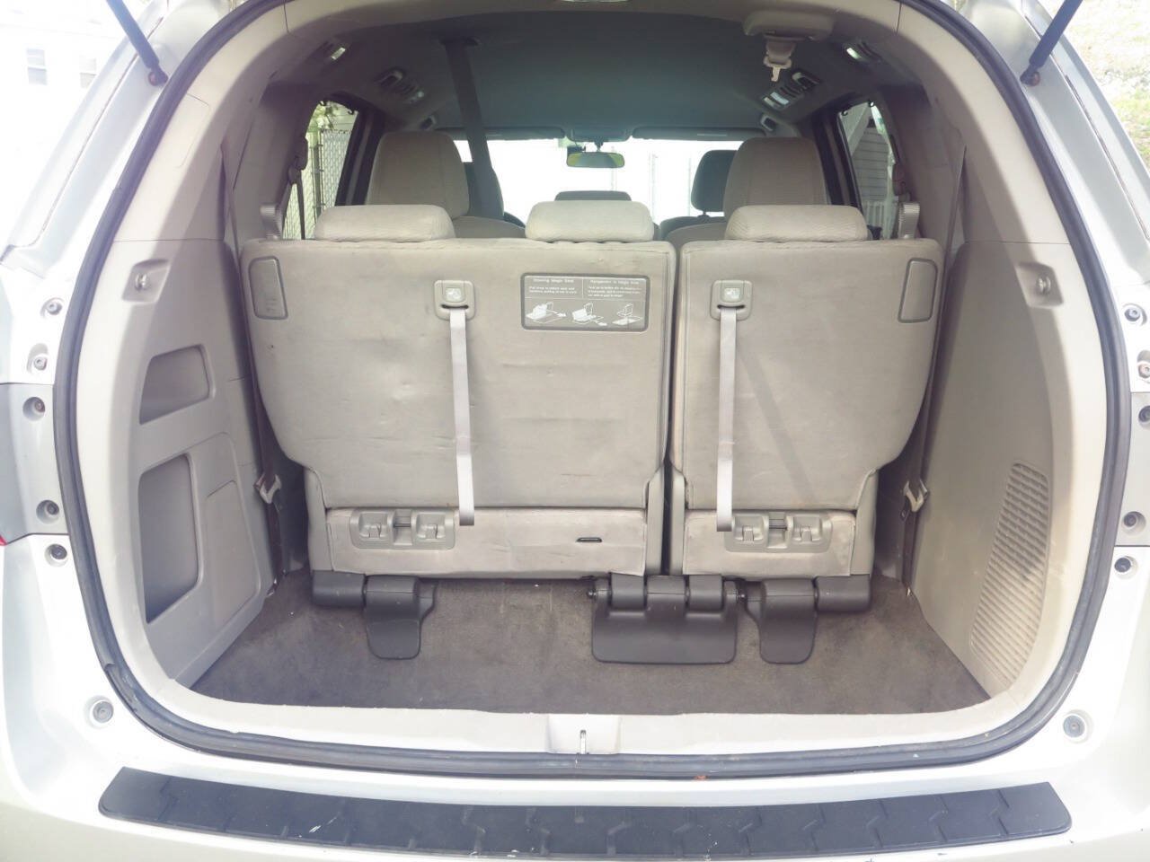 Used 2011 Honda Odyssey EX image 11