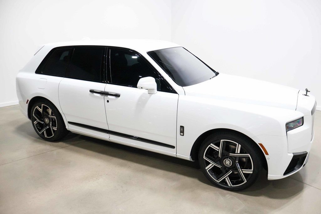 Used 2025 Rolls-Royce Cullinan Black Badge AWD/4WD image 99