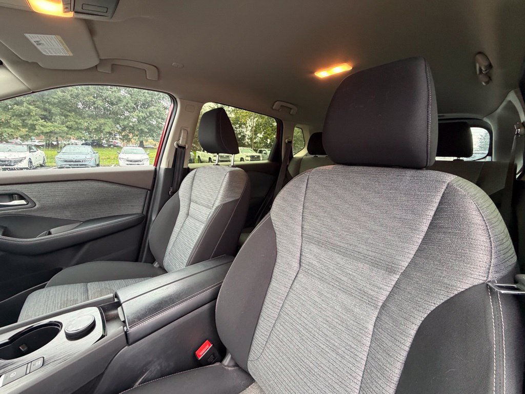 Certified 2023 Nissan Rogue SV AWD/4WD image 7