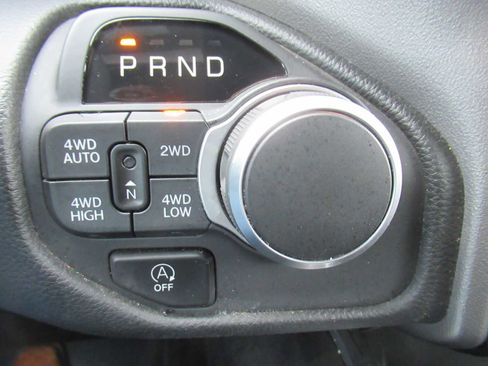 Used 2025 RAM 1500 Big Horn image 24