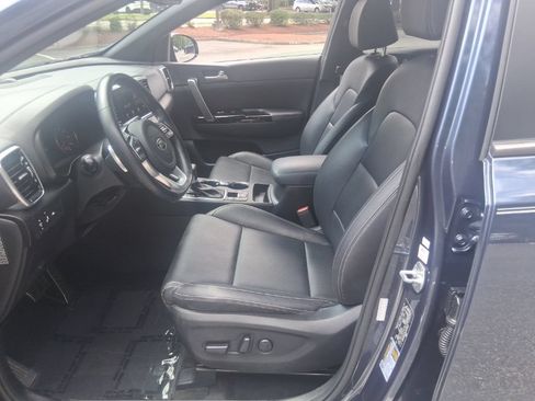 Used 2022 Kia Sportage Nightfall Edition w/ Nightfall Fwd Premium Package image 10