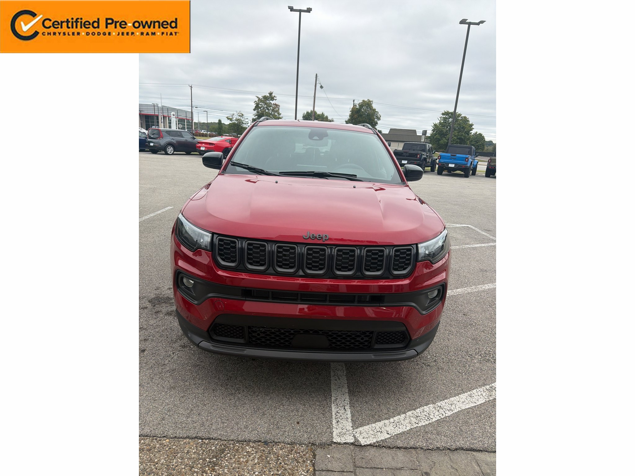 Used 2026 Jeep Compass Latitude AWD/4WD image 1