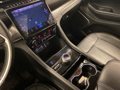 Used 2021 Jeep Grand Cherokee L Limited image 15