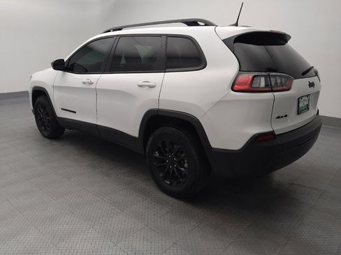 Used 2023 Jeep Cherokee Altitude Lux AWD/4WD image 3