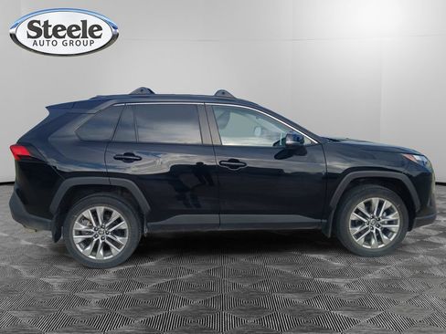 Used 2024 Toyota RAV4 XLE Premium FWD image 4