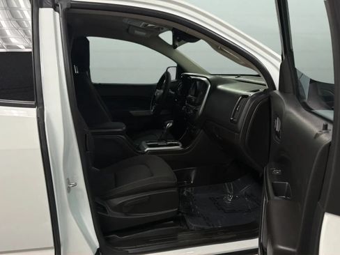 Used 2022 Chevrolet Colorado LT w/ Fleet Safety Package RWD image 21