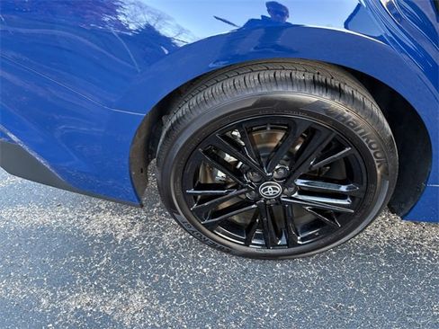 Used 2025 Toyota Camry SE image 18