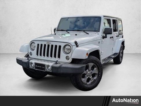 Used 2018 Jeep Wrangler Unlimited Sahara image 1