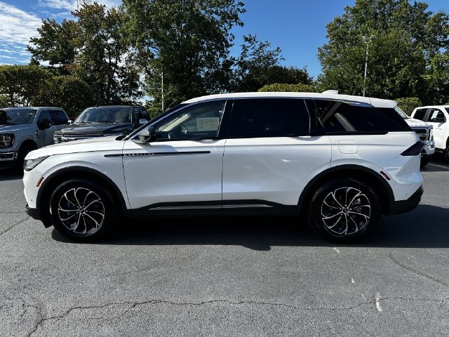 Certified 2024 Lincoln Nautilus Premier AWD/4WD image 8