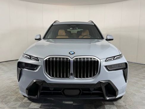 Used 2023 BMW X7 xDrive40i w/ Executive Package AWD/4WD image 6